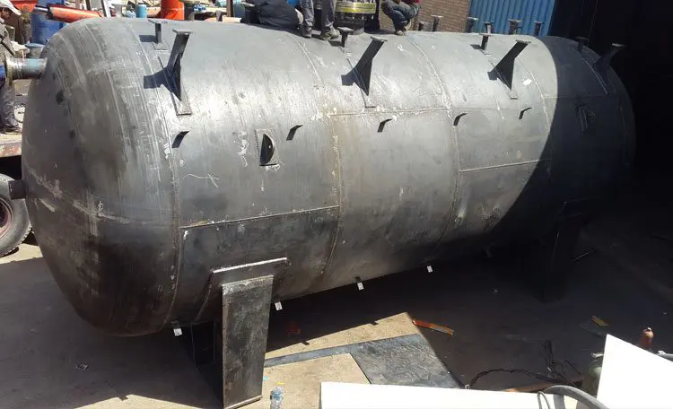 Acid storage tank